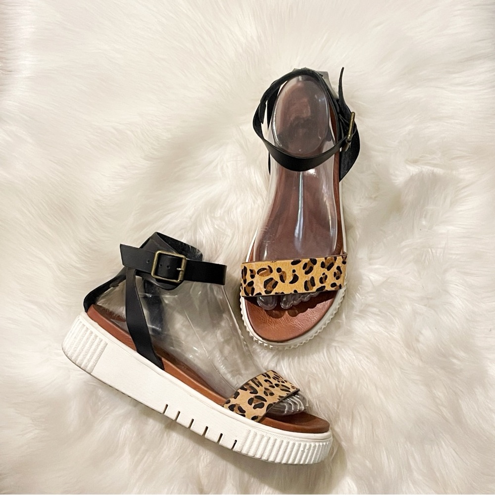 MIA Leanna Leather Platform Sandals - Picture 6 of 10